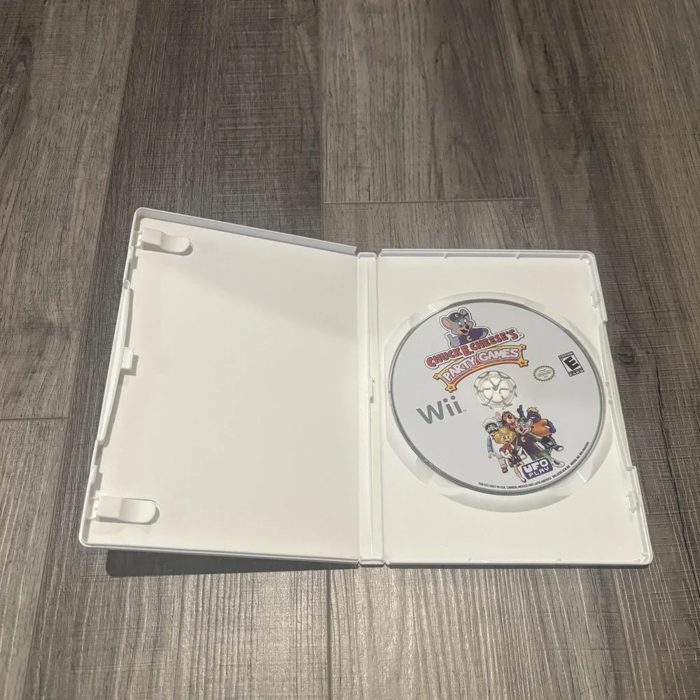 Chuck E. Cheese's Party Games (Nintendo Wii, 2010) No Manual - Tested